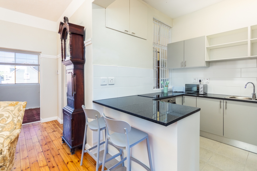 2 Bedroom Property for Sale in Green Point Western Cape